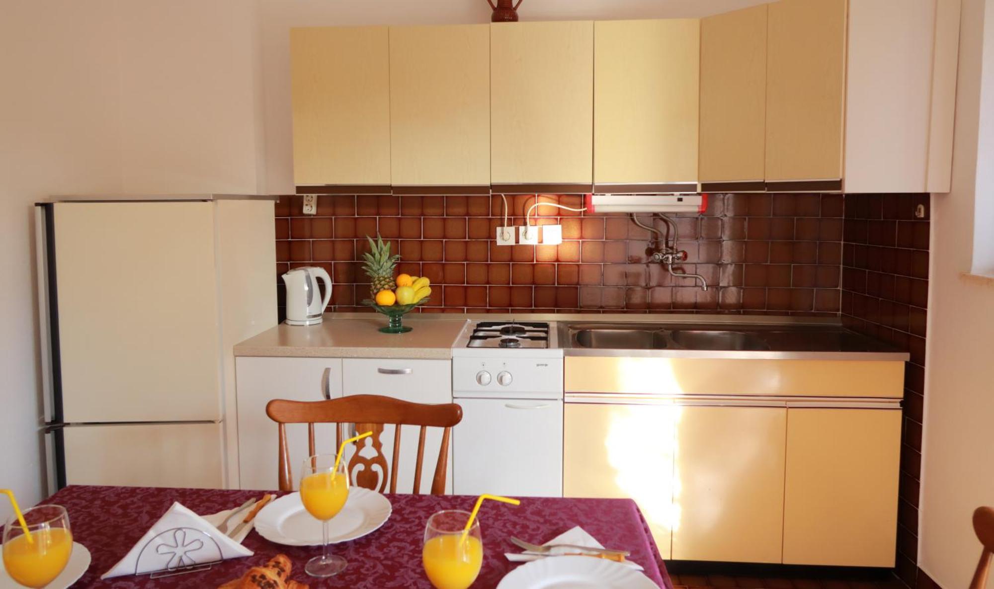 Apartments Ivanka Trogir Exterior photo