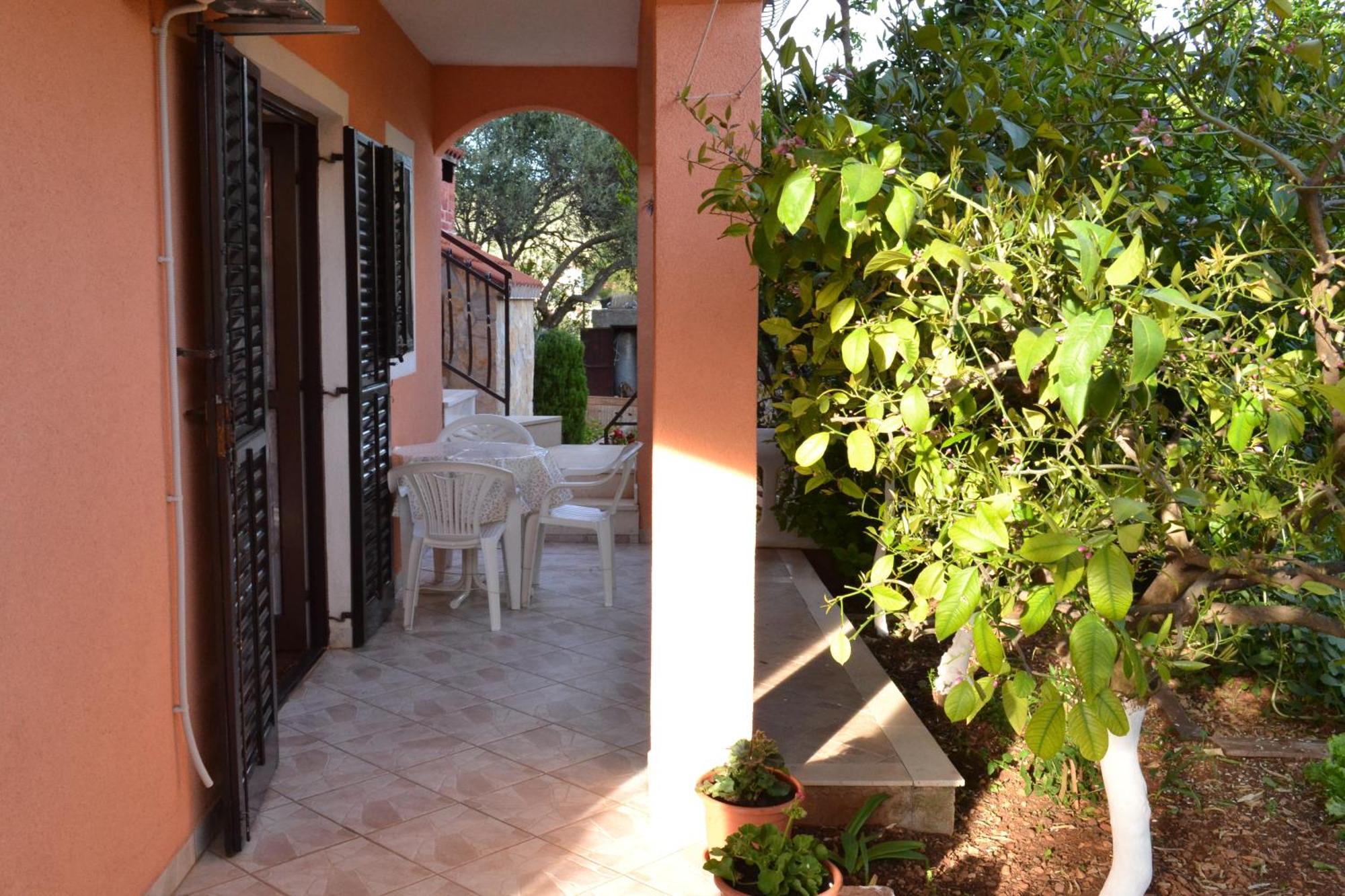 Apartments Ivanka Trogir Exterior photo